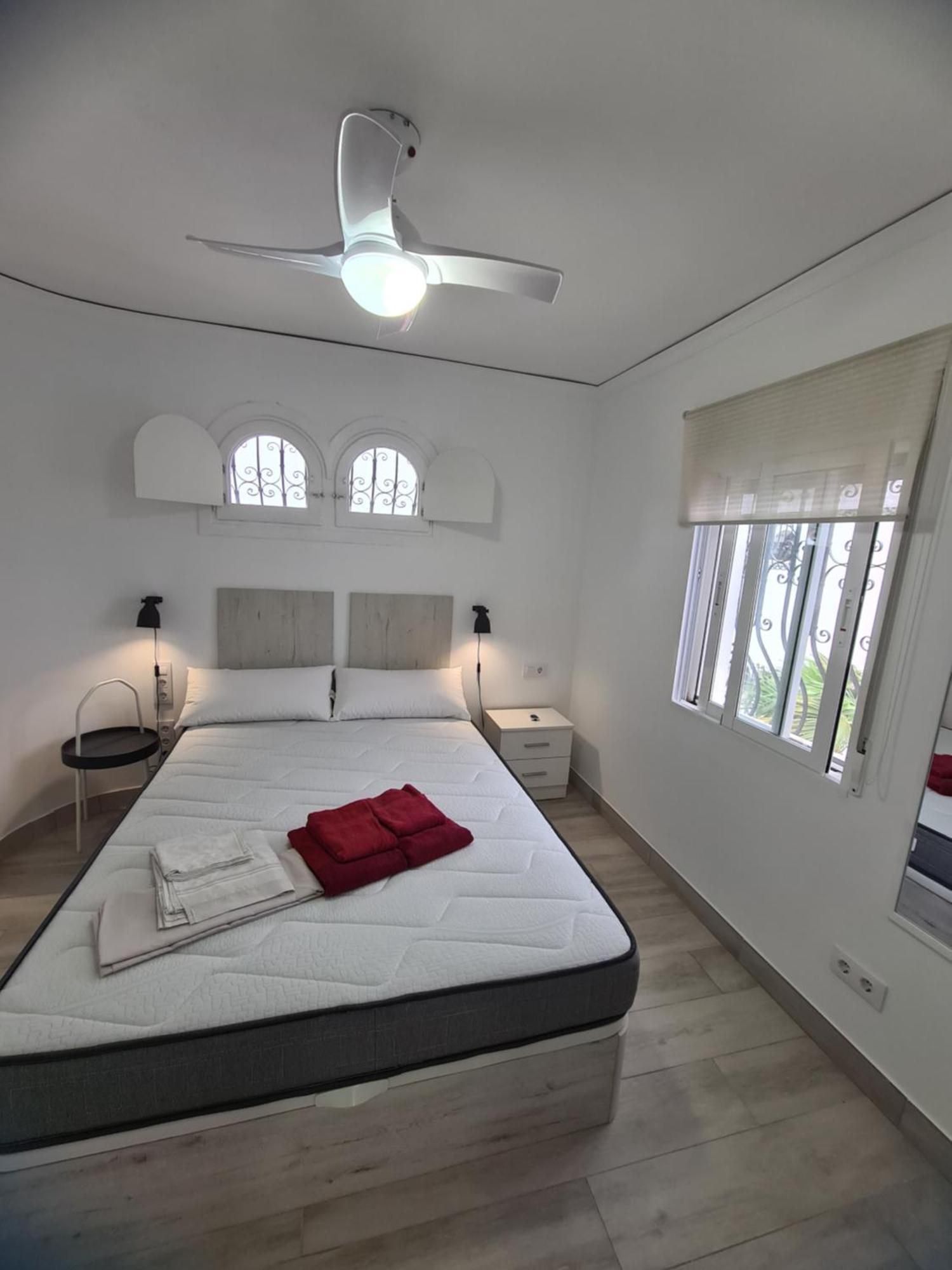 Bonito Apartamento En Дения Экстерьер фото